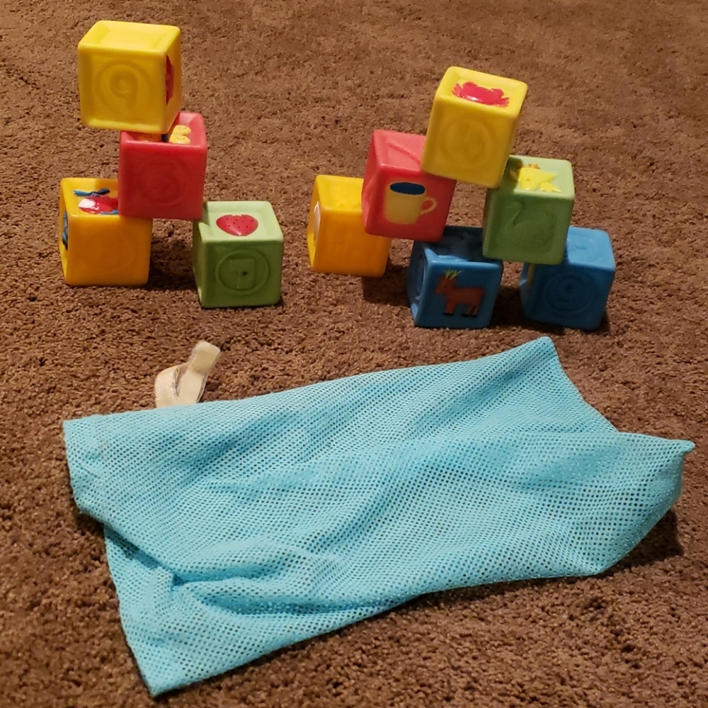 Stack & Squeeze block set - Picture 3 of 3